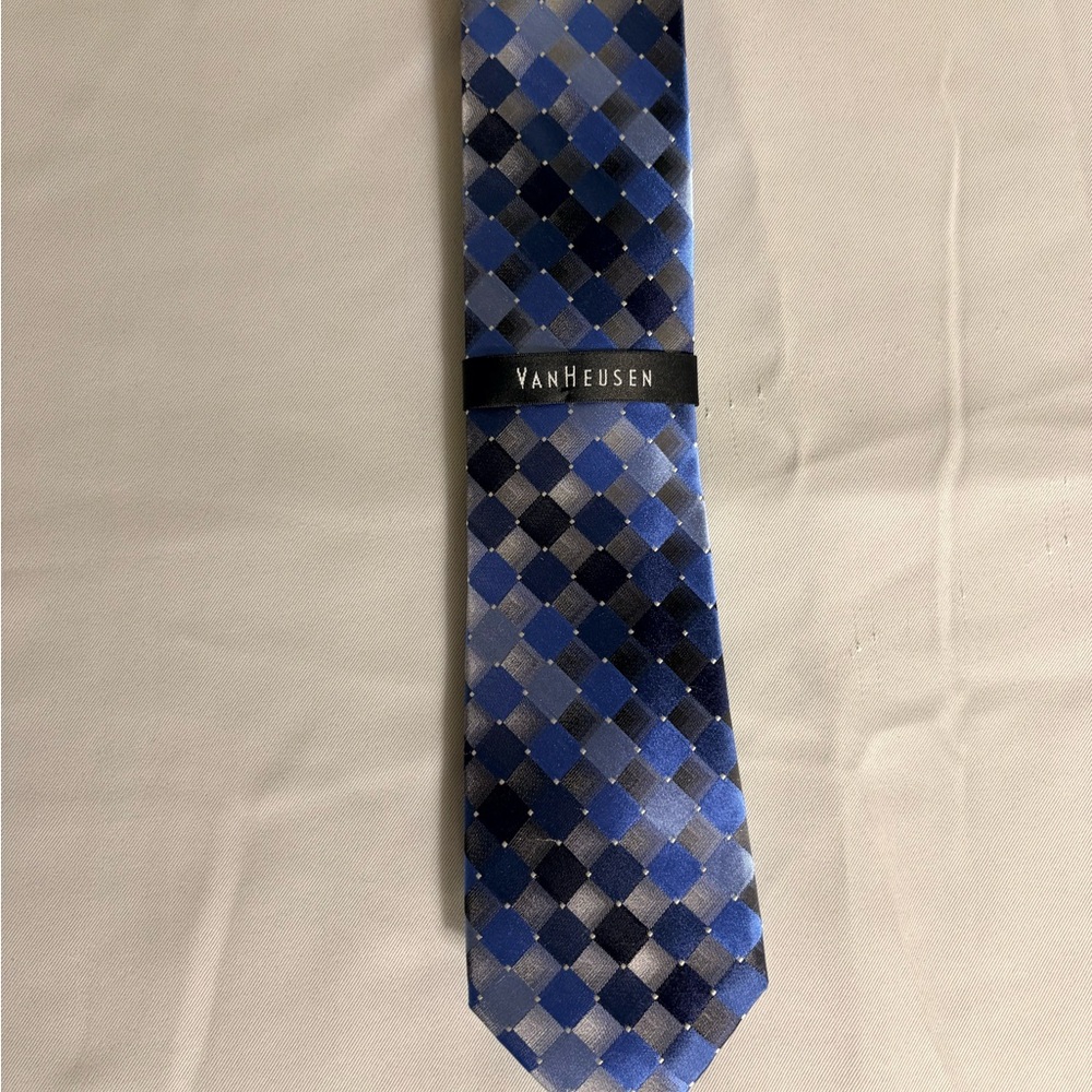 Van Heusen Navy and Light Blue Checkered Tie